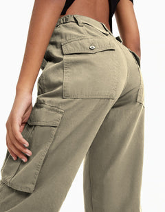 Easy Going Cargo Pants