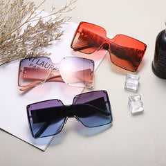 The Oreldia Oversized Rimless Sunglasses